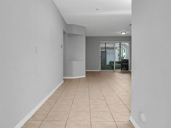 4th image of 12430 SW 50th St APT 107