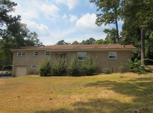 909 Cherokee Ave, Butler, AL 36904