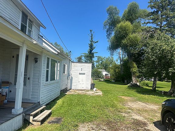 2nd image of 962 Mackinaw Ave