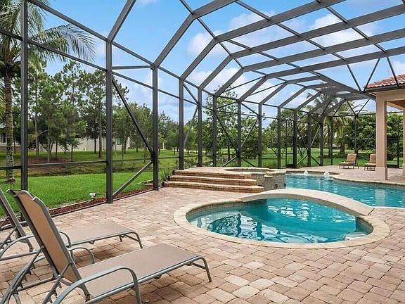 2nd image of 9639 Enclave Cir