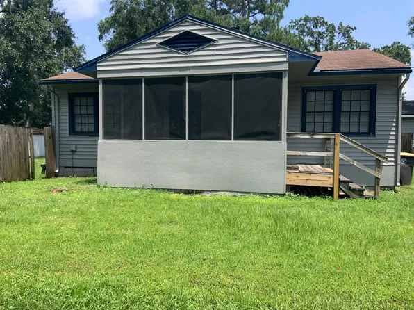 8277 Cheryl Ann Ln, Jacksonville, FL 32244