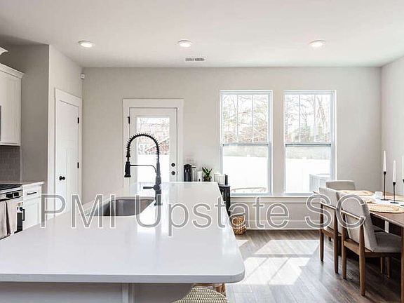 4th image of 1069 Millison Pl