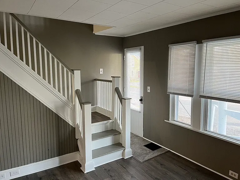 50 Shuler St #52 — Photo 9