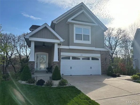 232 Sunset Villa Cir, O'Fallon, MO 63366