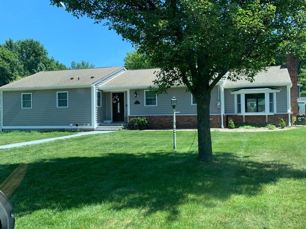 25 Westgate Dr