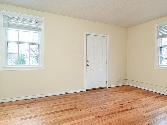 5th image of 1417 Pineola Ave