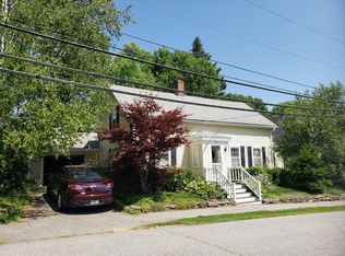 10 Gleason St, Thomaston, ME 04861