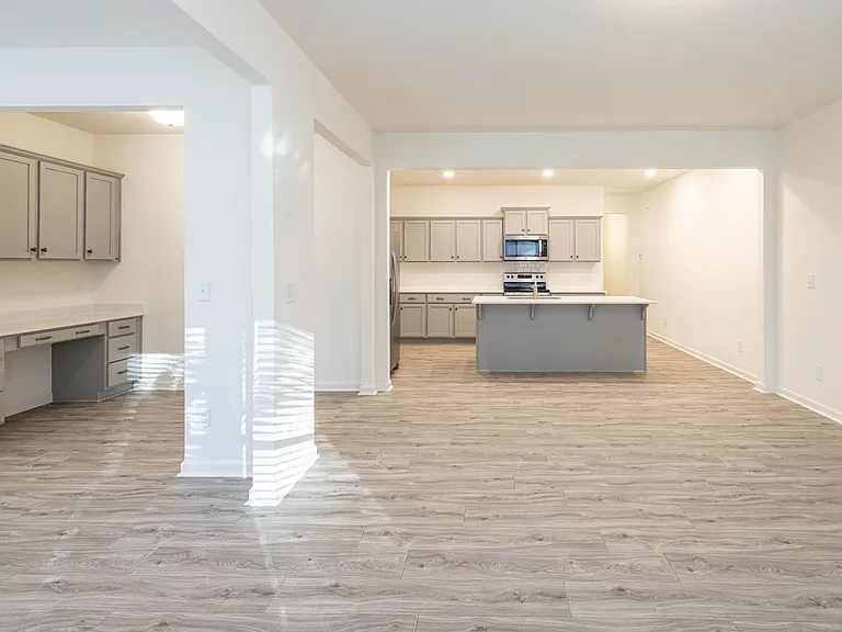 109 Gaelic Dr — Photo 5
