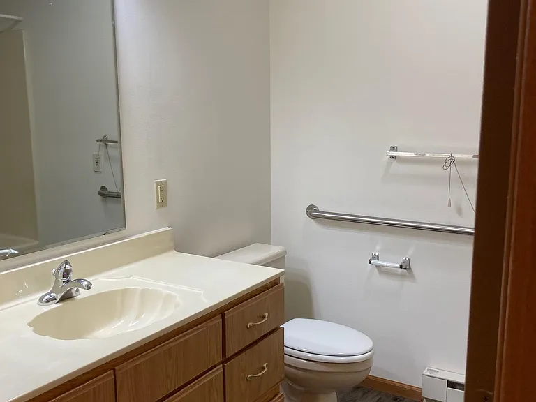 Walnut Grove Apartments — Photo 13