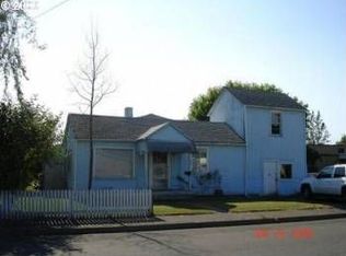 432 34th St, Springfield, OR 97478