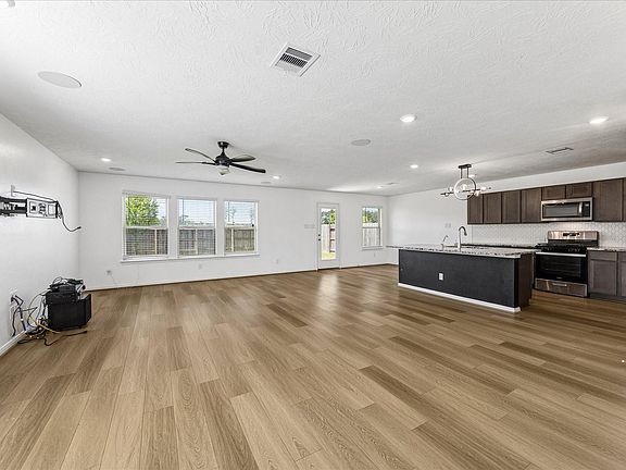 4th image of 2531 Eden Ridge Way