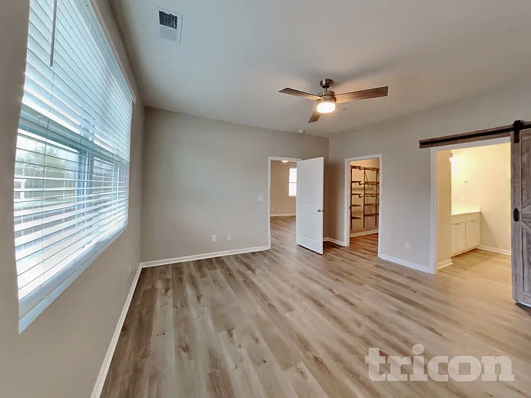 338 Victory Cir — Photo 9