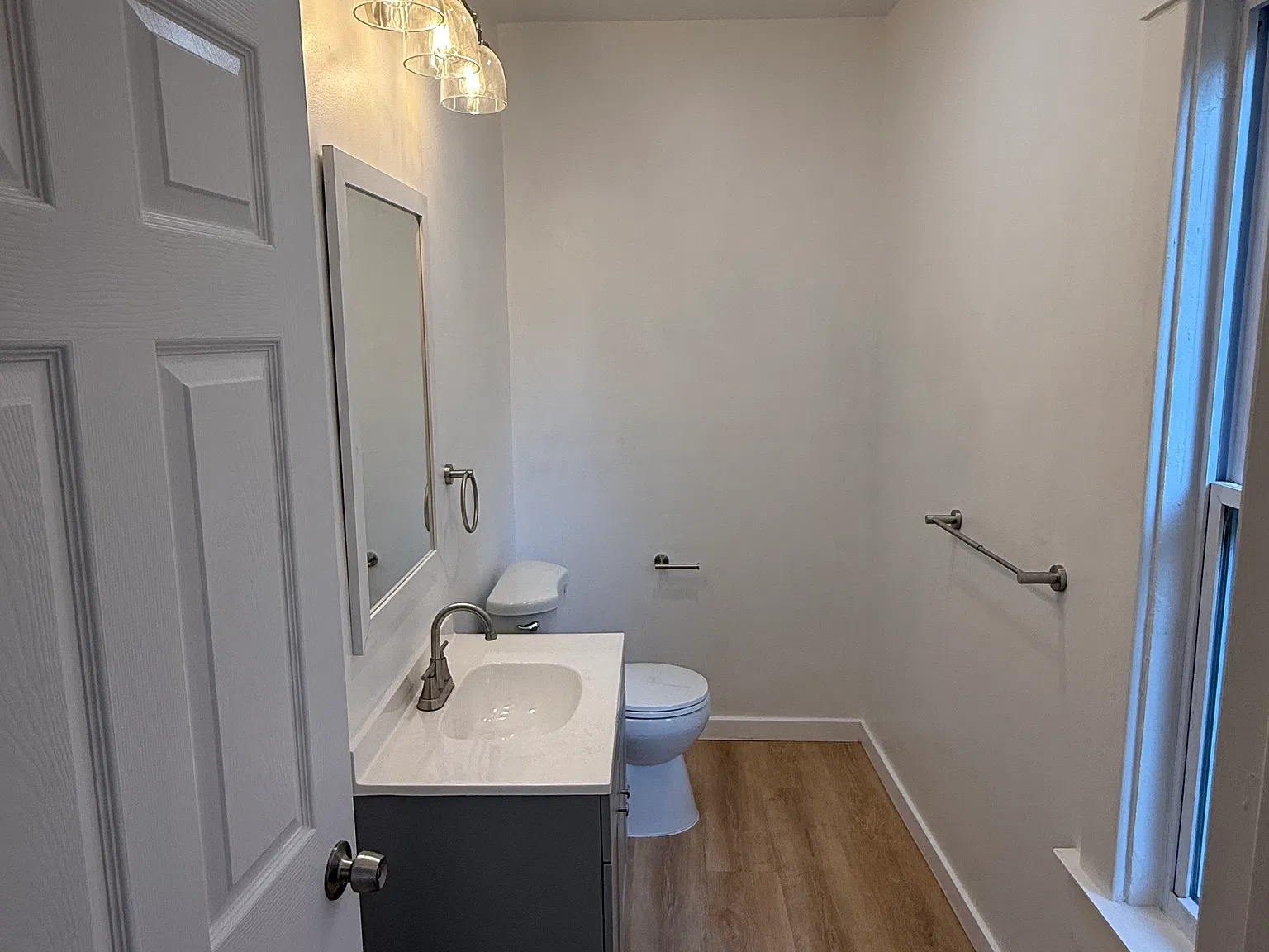 3 bed, 1.5 bath, 1587 sqft, $1,675 — Photo 4