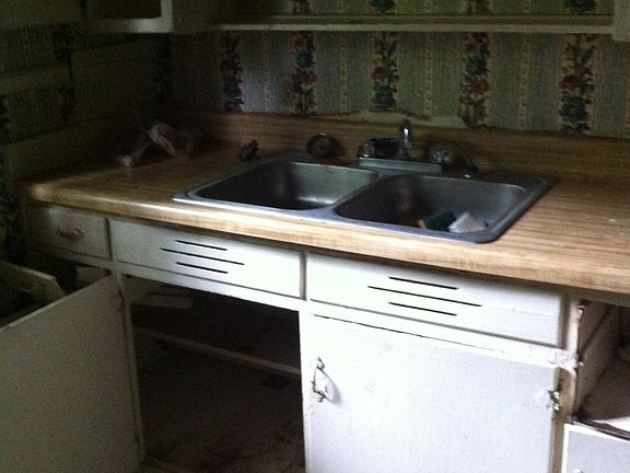 4th image of 4846 Tutwiler Ave