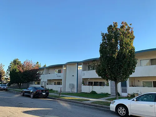 370 E Navilla Pl #1-10 Photo 1
