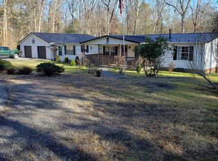 846 McGuffin Rd, Warm Springs, VA 24484