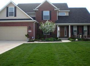 809 Lelanford Cir, Bowling Green, OH 43402