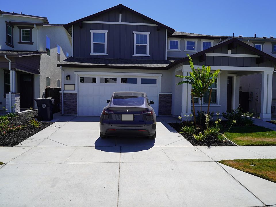 1st image of 2864 Day Dream Ave