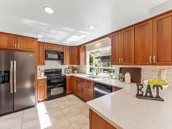 4th image of 3133 Stevens Ct