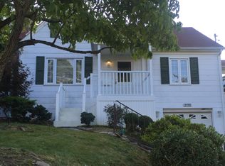 2112 Hemlock Hl, Bluefield, WV 24701