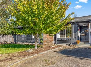 1565 Laura St, Springfield, OR 97477