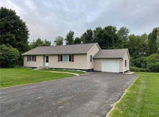 2909 Turnpike Rd, Auburn, NY 13021
