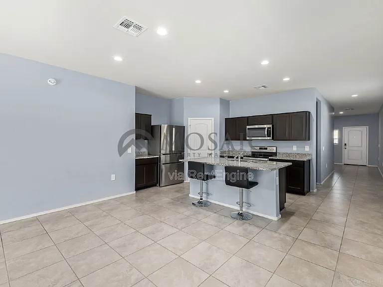 35349 W San Alvarez Ave — Photo 11