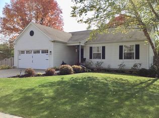 213 Indian Ridge Ln, Lake Villa, IL 60046