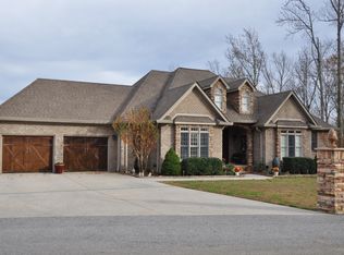 145 Sunrise Pt, Sparta, TN 38583