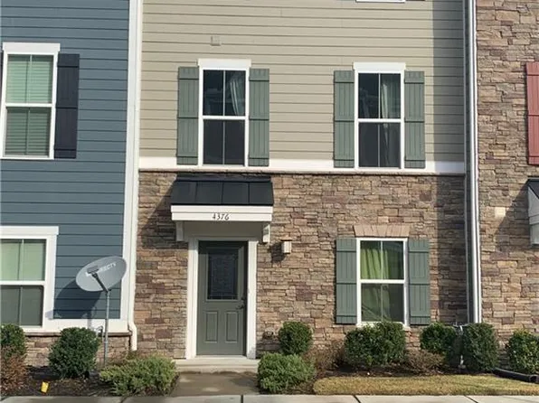 4376 Pickney Ln, Chesapeake, VA 23324