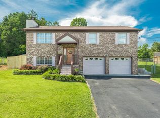 1825 Wayside Rd, Knoxville, TN 37931