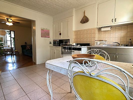 5th image of 257A 20th St #3