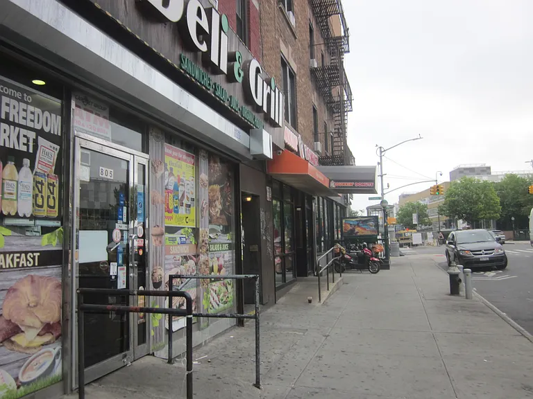 217 Maujer St #2R — Photo 21