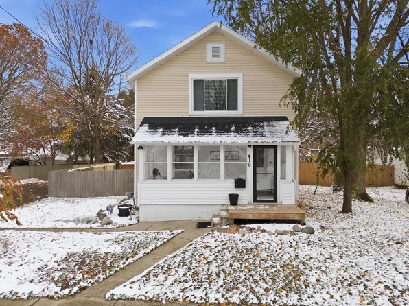 419 E Vine St, Vicksburg, MI 49097