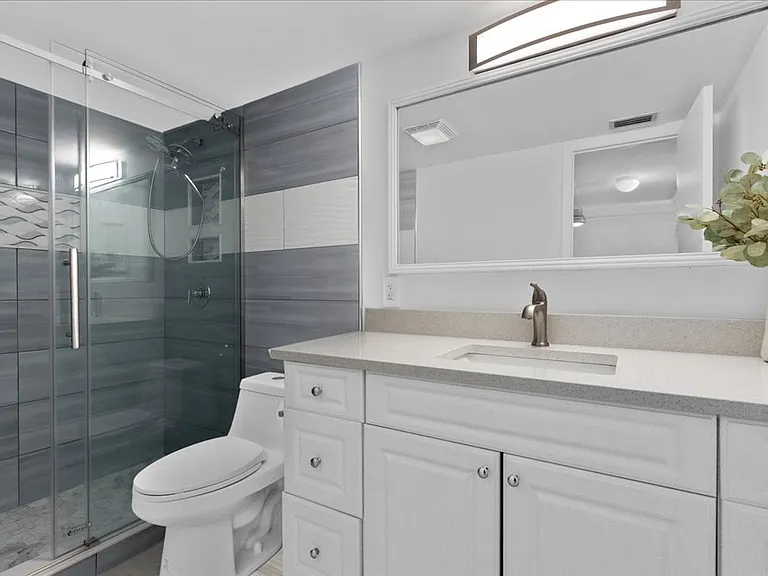 4800 Ocean Beach Blvd #226 — Photo 5