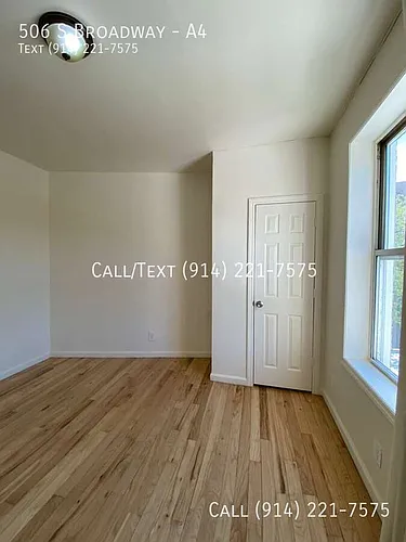 506 S Broadway Photo 1