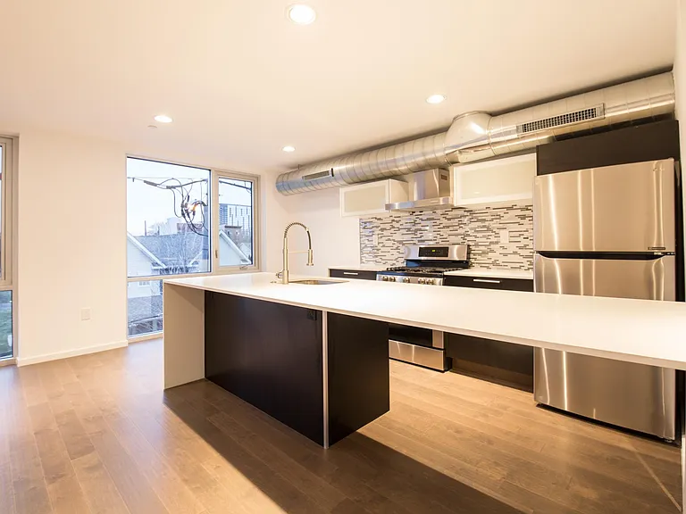 1531 N Franklin St #5 — Photo 7