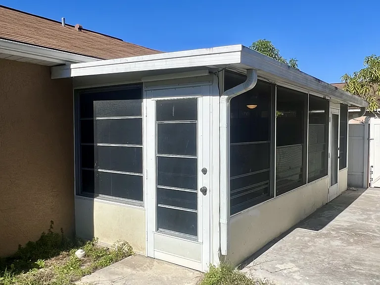 2386 Harbor Town Dr — Photo 14