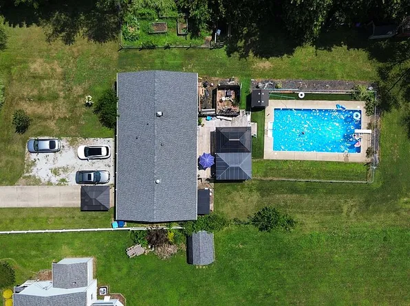 1118 Lower Dr, Kent, OH 44240