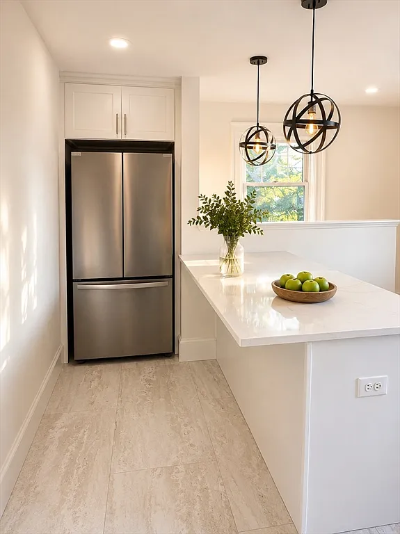 2 bed, 1.0 bath, 1150 sqft, $3,100 — Photo 3