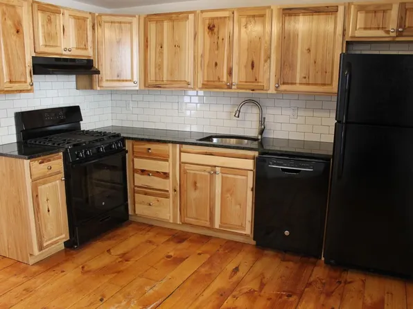 31 Frederic St APT 1, Portland, ME 04102