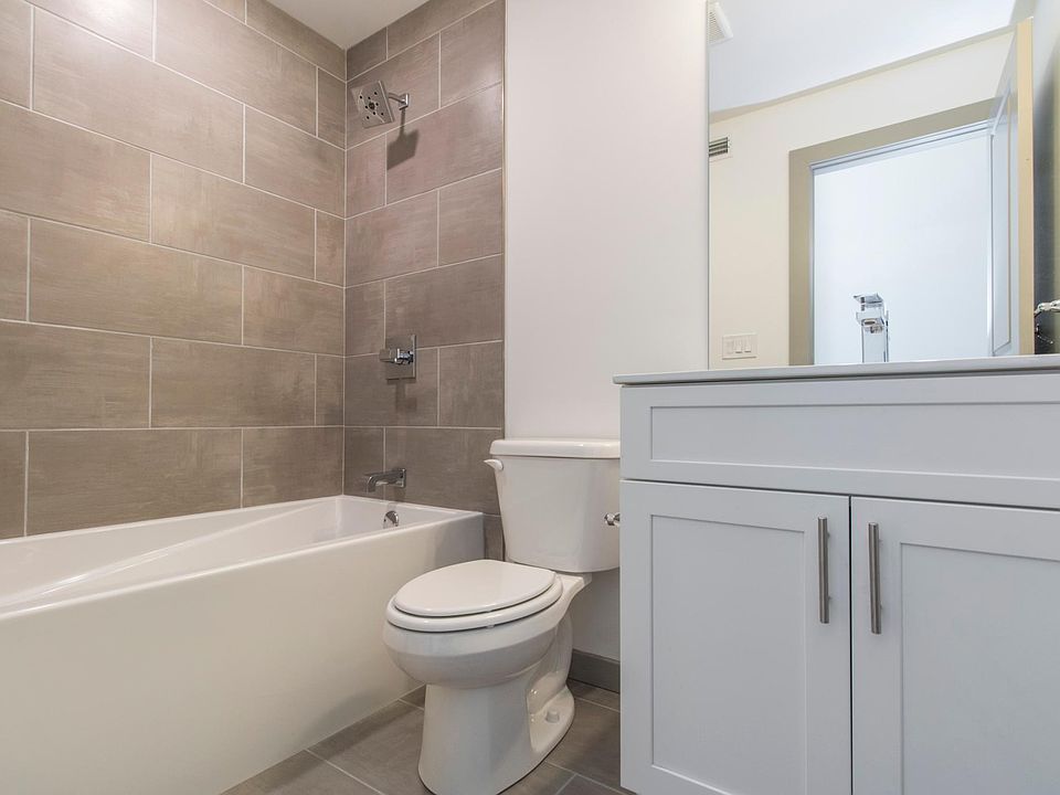 2nd image of 130 W 5th Ave Unit 102