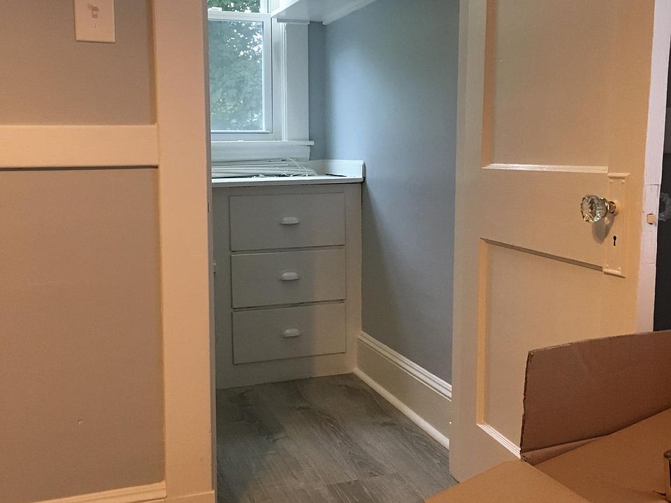 1st image of 117 Waterston Ave #2