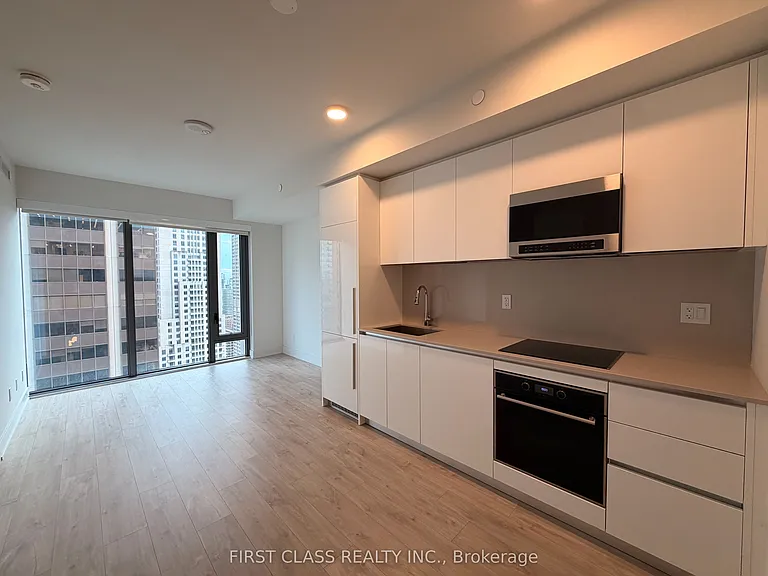 8 Cumberland St #3604 — Photo 6