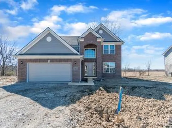 26878 Celtic Dr, Flat Rock, MI 48134