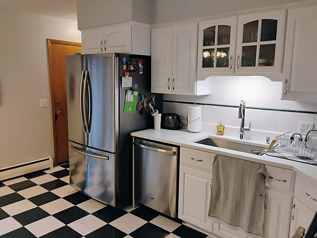 904 S Edward St — Photo 3
