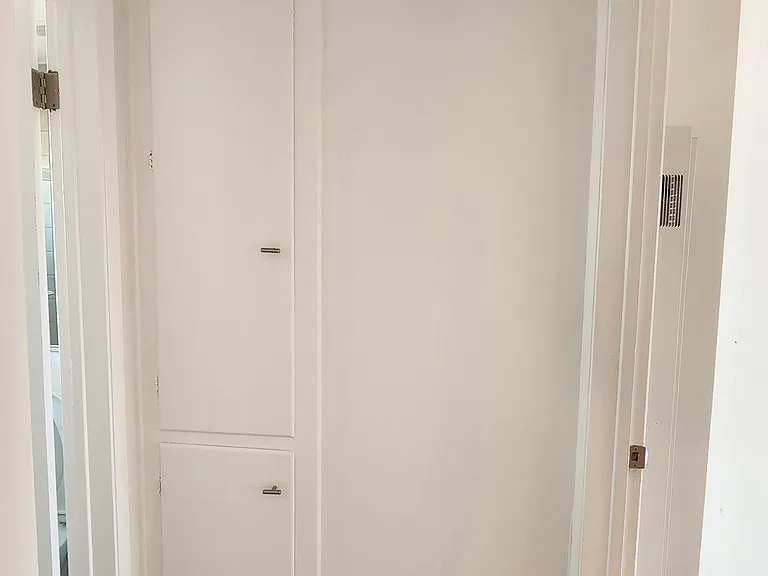 1025 Idaho Ave #9 — Photo 1