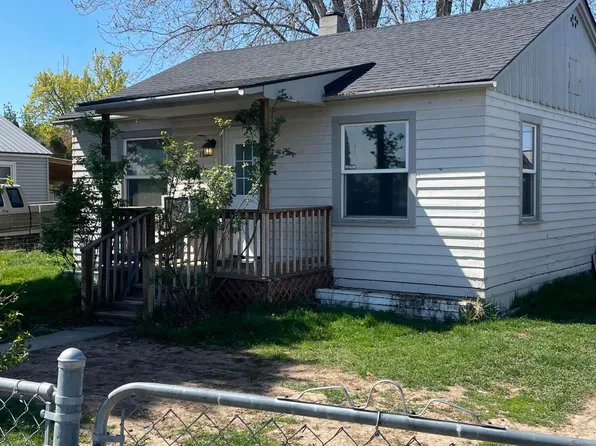 1712 S 11th Ave, Yakima, WA 98902