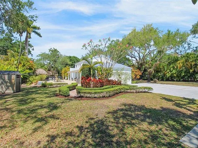 6900 SW 104th St — Photo 4