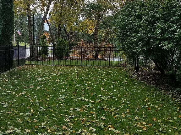 5th image of 523 Greenview Dr
